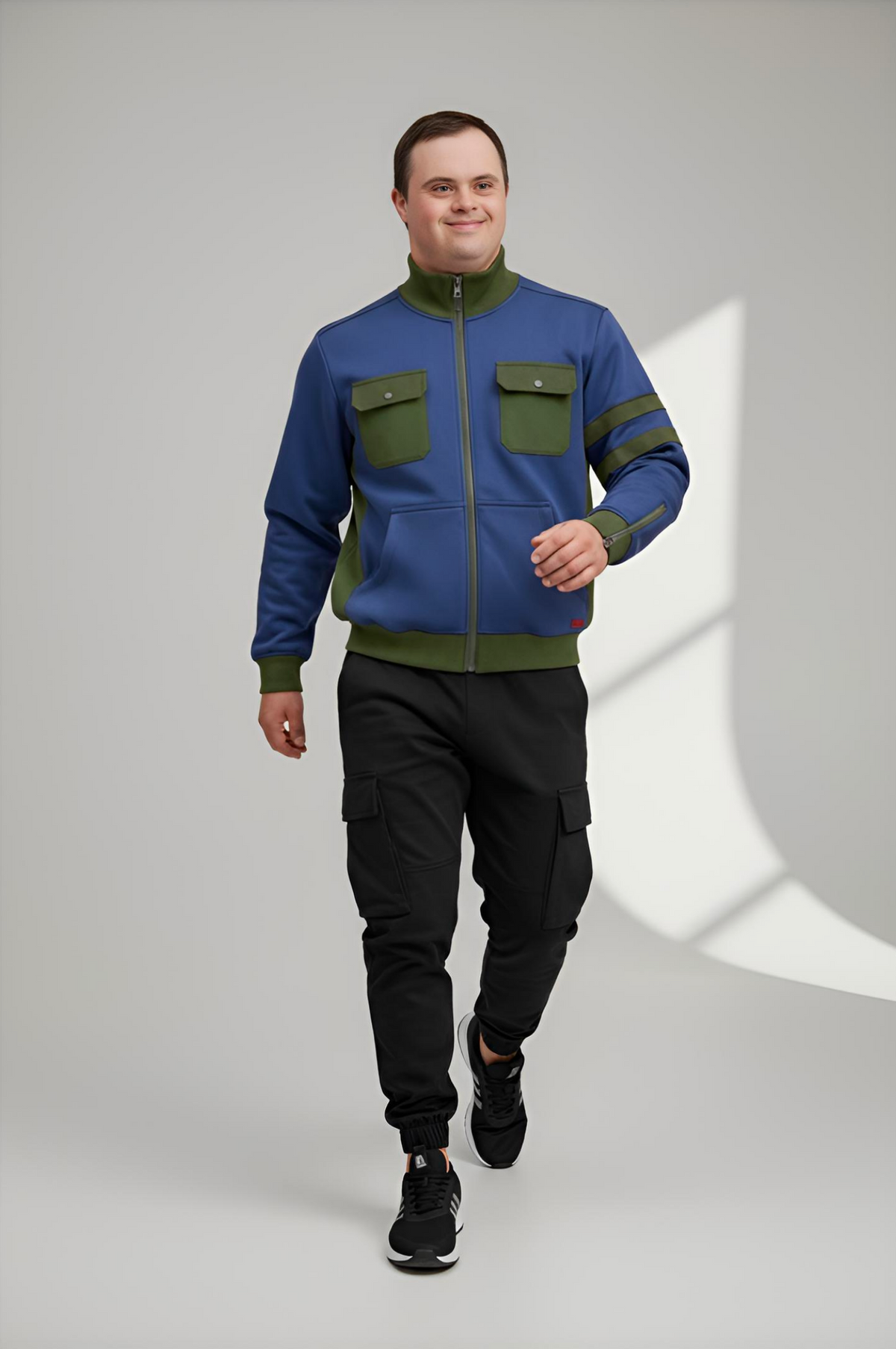 Men’s Adaptive Clothing Sweatshirt Magnetic Zipper Jacket, Collar & Cargo Pocket, Inside Chest Pocket Ring for Passing a Medical Tube