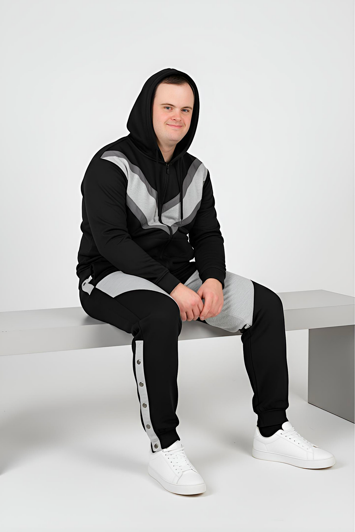 Men’s Adaptive Clothing Sweatshirt Hoodie Jacket, Magnetic Zipper, a Long Sleeve with Zipper for Easy Undressing, and Cargo Pocket