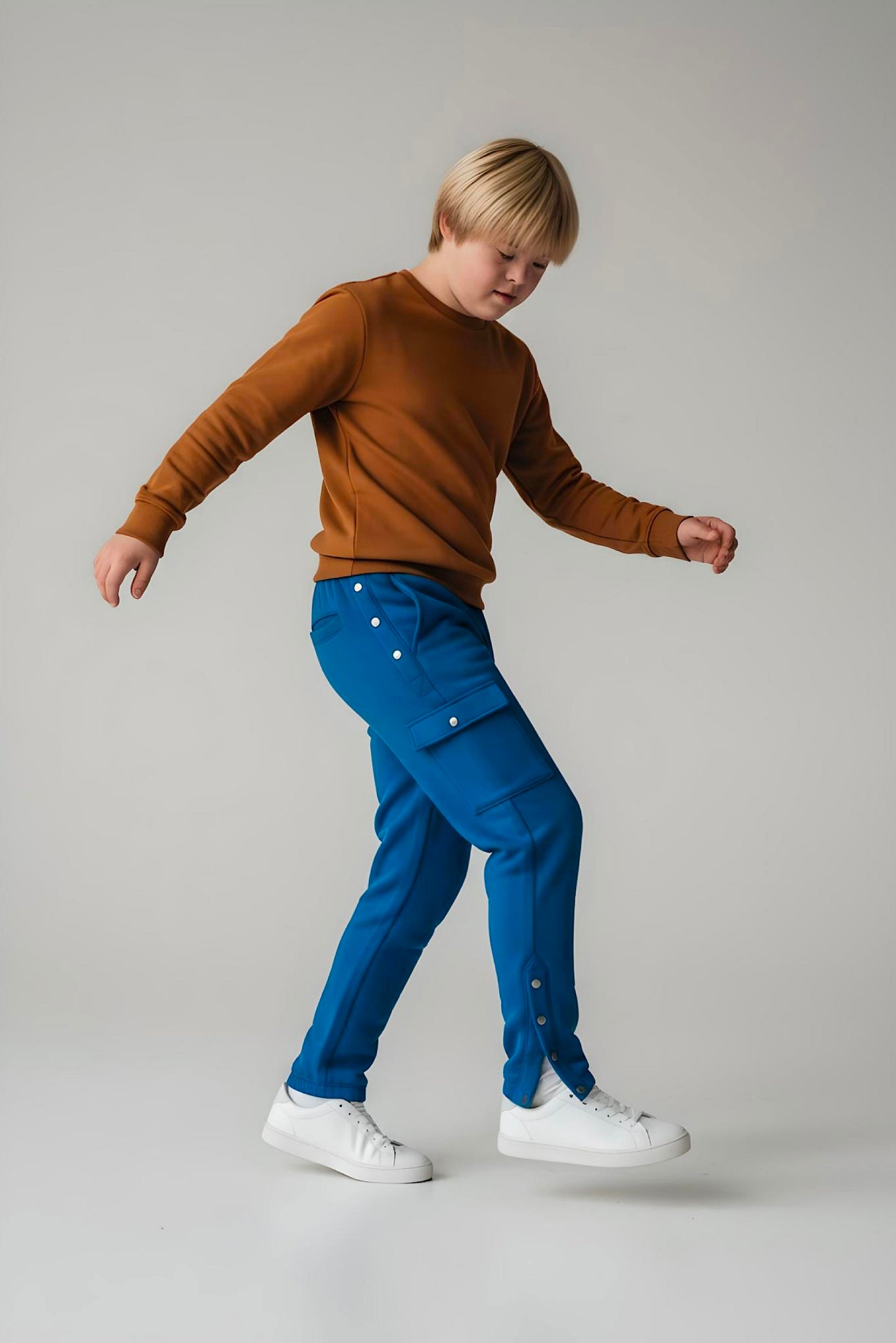 Adaptive Kids Cargo Joggers: Adjustable Elastic Waist & Side Zipper for Easy Undressing