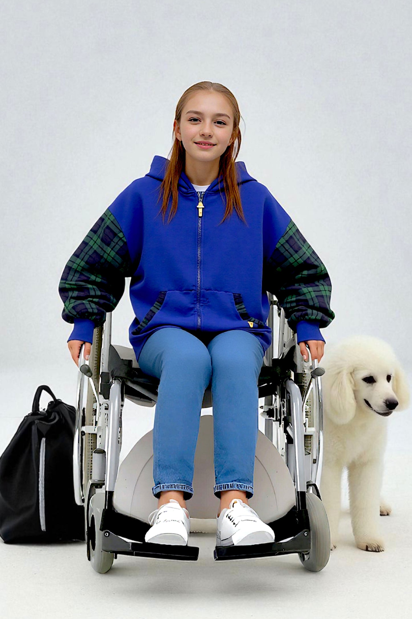 Adaptive Kids Hoodie with Cargo Pocket & Magnetic Zipper for Easy Undressing