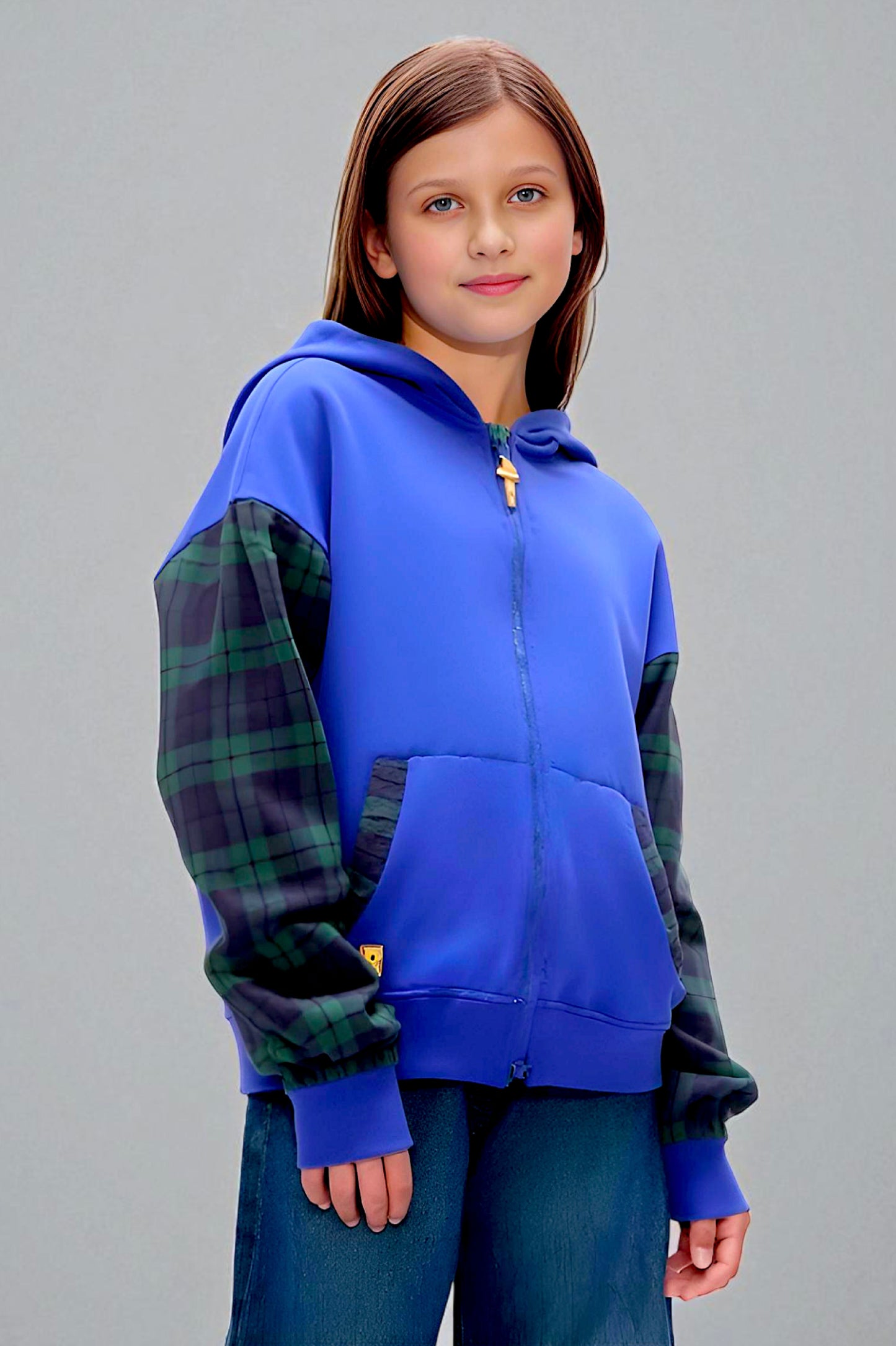 Adaptive Kids Hoodie with Cargo Pocket & Magnetic Zipper for Easy Undressing