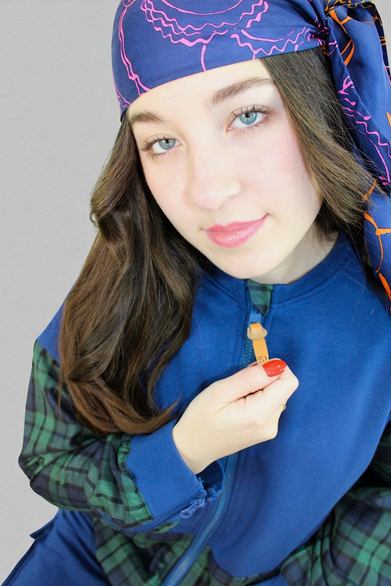 Adaptive Kids Sweatshirt: Magnetic Zipper, Easy-Undressing Sleeves
